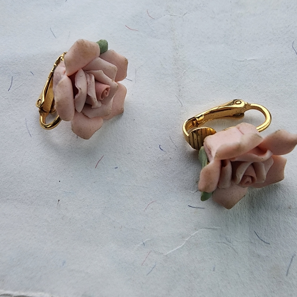 Bisque Porcelain Rose Earrings clip on  Vintage Pink 1960-70s
